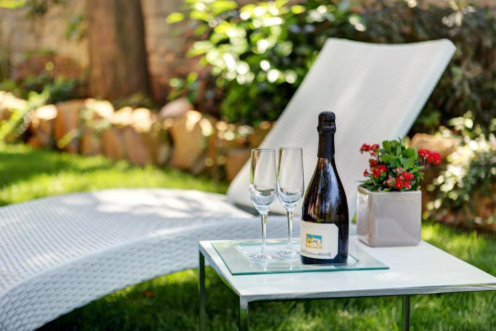 Appia Antica Resort Rome Exterior photo